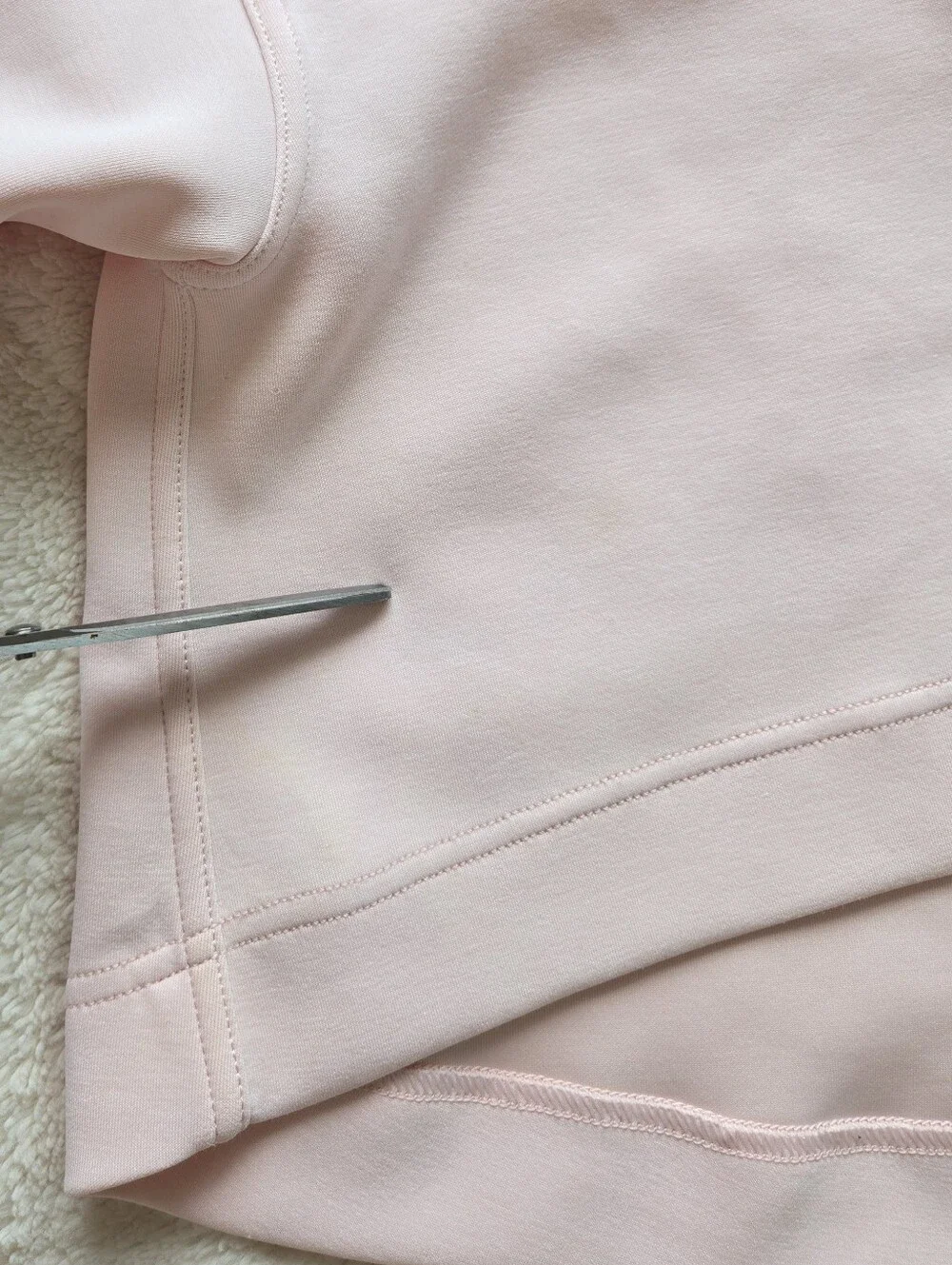 Lululemon Loungeways Mock Neck Pull Over Pink Color Size 8 Women's